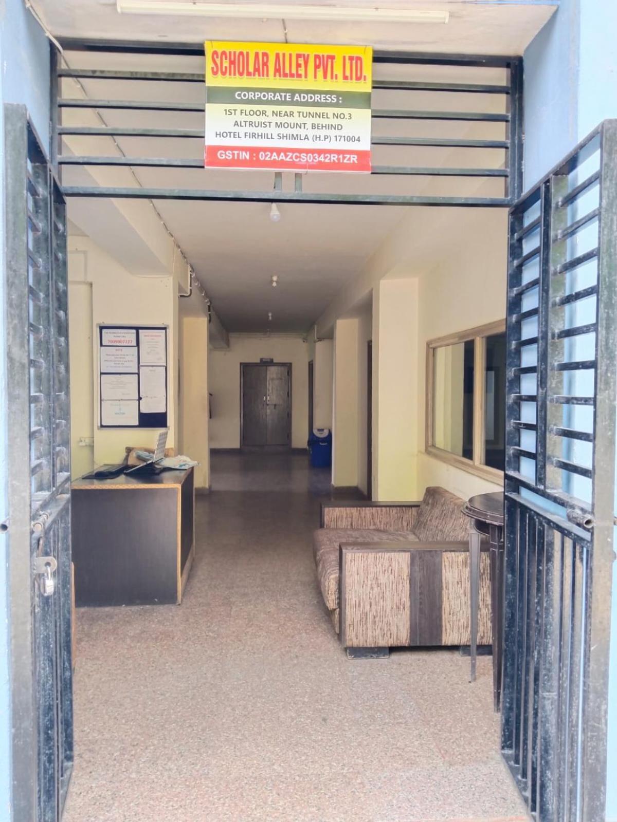 Abuzz Oxfordcaps Chanakya Hostel Солан Екстериор снимка
